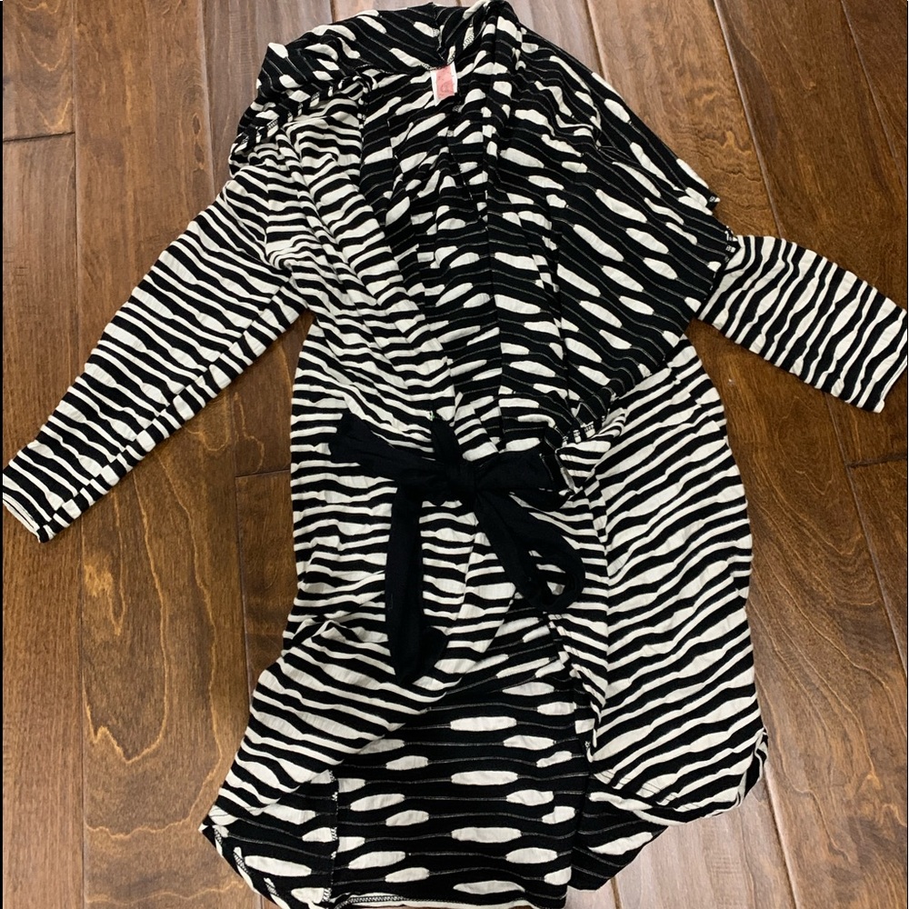 Bundle of women’s clothes! Size medium!